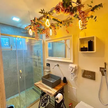 Best Place To Stay-Self Check In-24H Resita Exterior foto