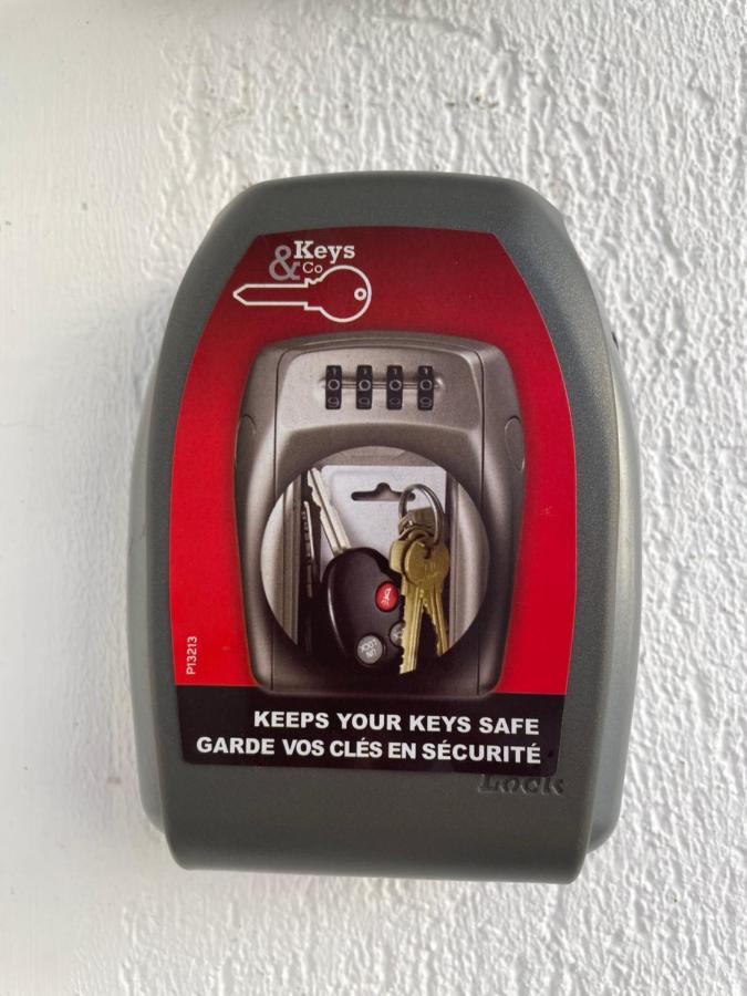 Place To Stay-self Check In-24h