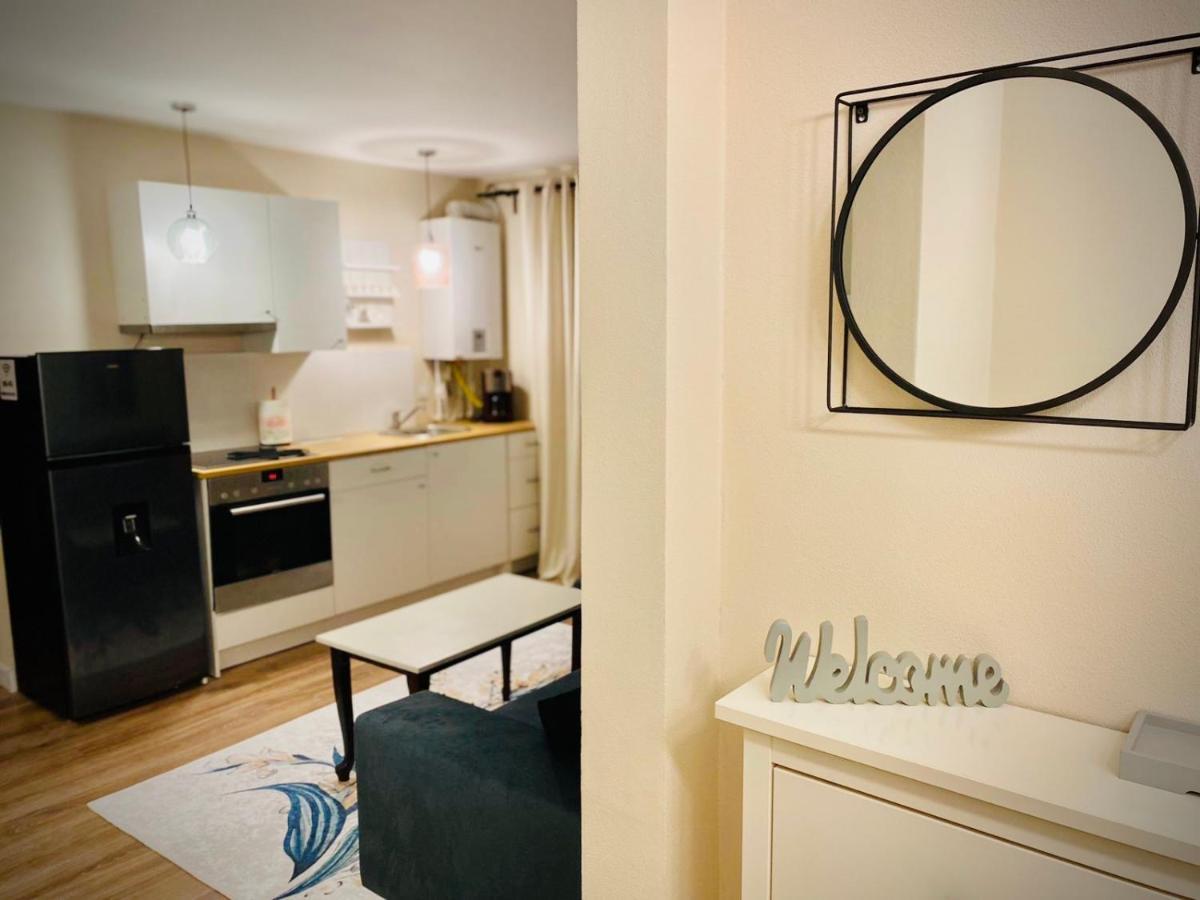 Place To Stay-self Check In-24h * Resita